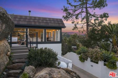 19901 Grand View Drive