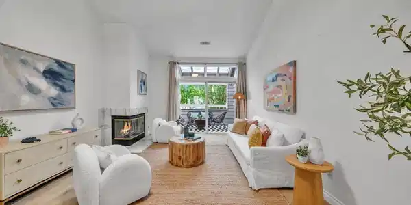 1654 Parkview Green Circle