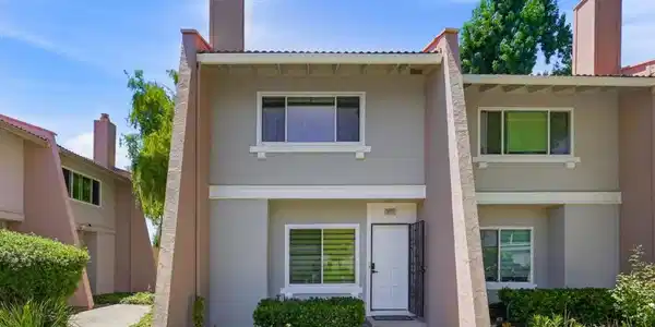 38737 Aurora Terrace