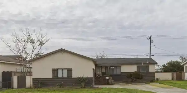 6262 Chinook Avenue