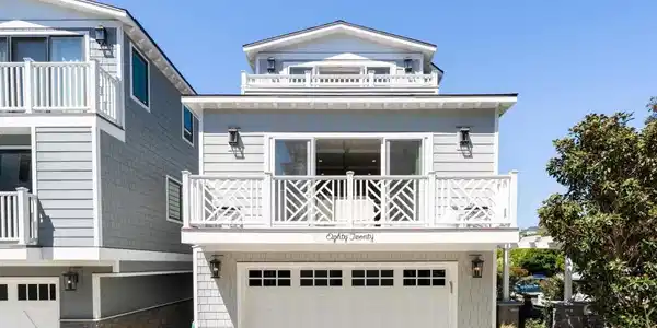8020 La Jolla Shores Drive