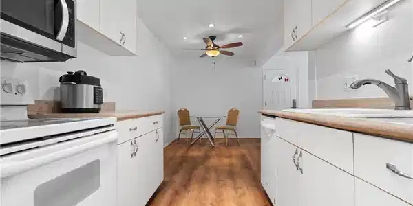 314 S Miraleste