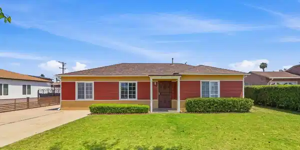 669 Oaklawn Ave