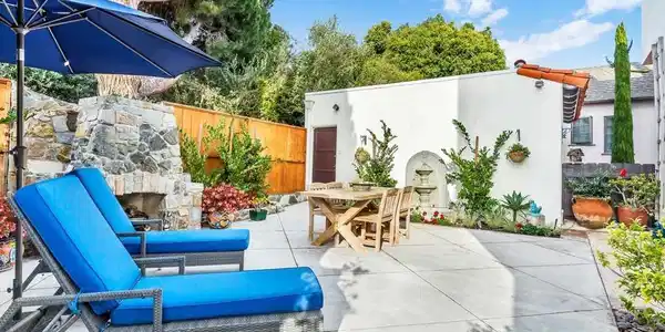 2226 Juan Street