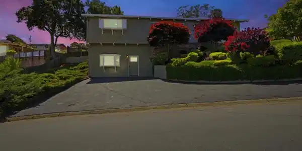 416 Middle Road