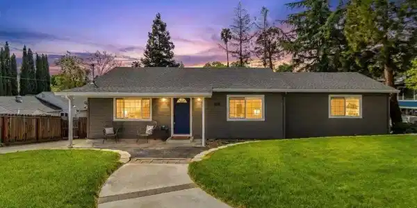 2472 Monterey Ave