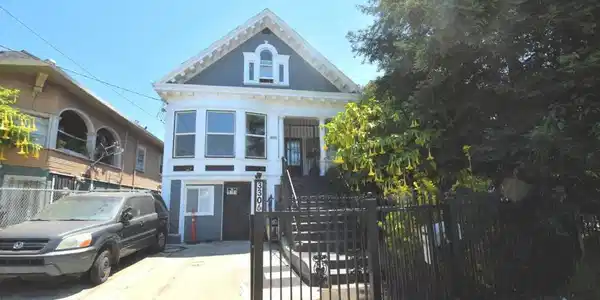 3306 Market Street