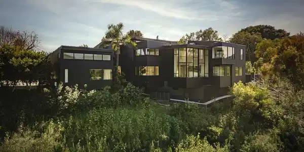 28869 Selfridge Drive