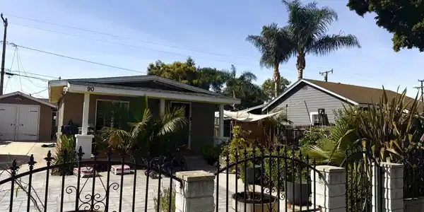 90 Leighton Drive
