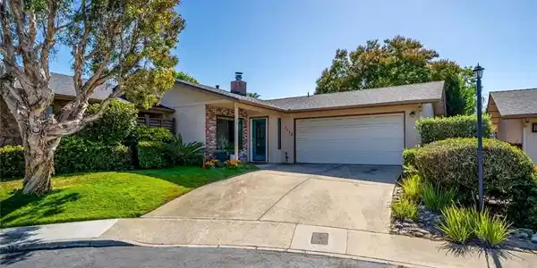 1132 Saint John Circle