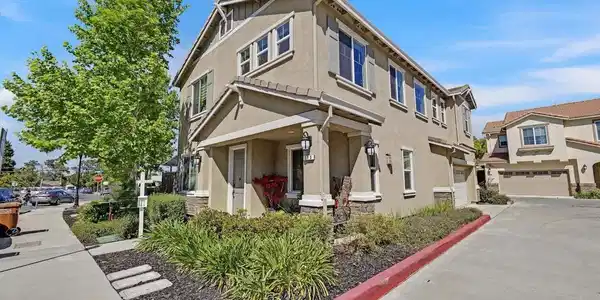 210 Belle Harbor Circle