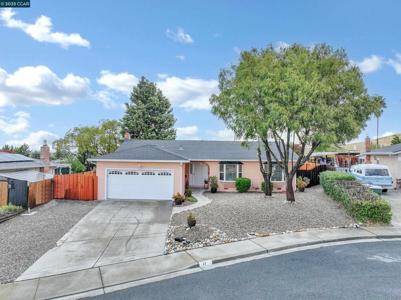 17 Cedarbrook Pl