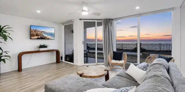 190 Del Mar Shores