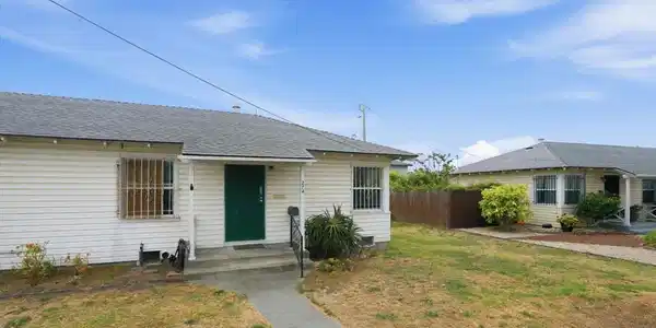 274 Collins