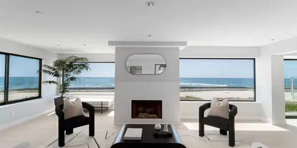 100 Coast Boulevard
