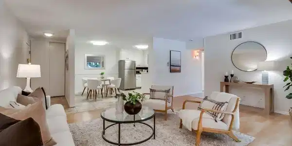 2244 2nd Ave