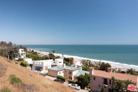 21641 Rambla Vista