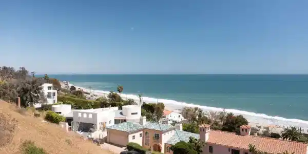 21641 Rambla Vista