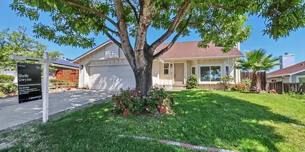 1940 Gateway Dr