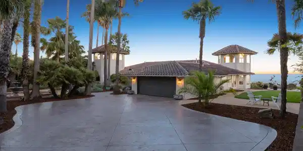 16 Kite Hill Road