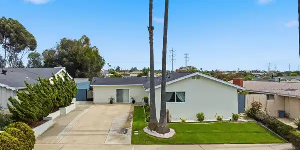 3883 Mount Everest Blvd.