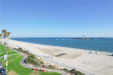 2525 E Ocean Boulevard