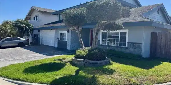 7002 Valentine Drive