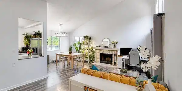 1164 MAYWOOD LN.