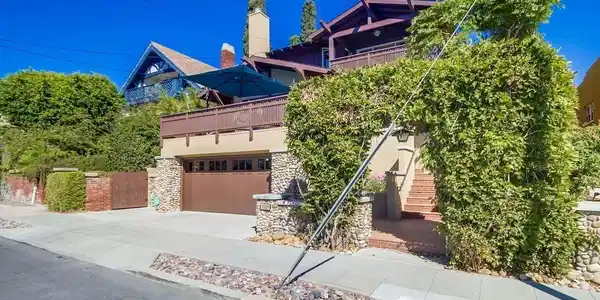 2009 Granada Ave