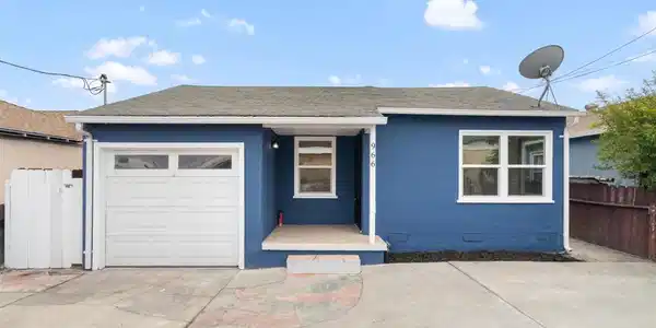 966 85th Ave
