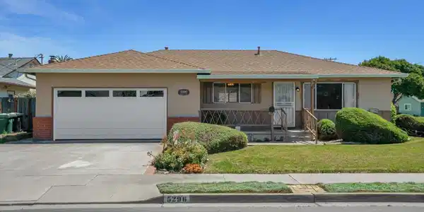 5296 Spencer Ct