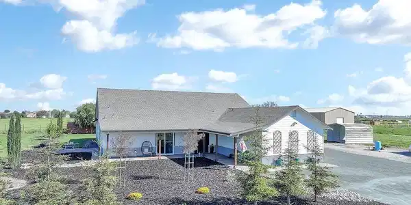 2200 Delta Rd
