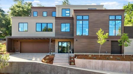 110 Dolton Avenue