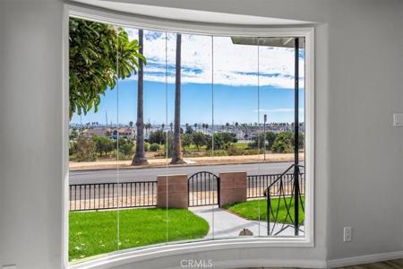 1761 S Crescent Avenue