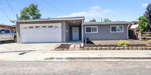 2631 Mayfair Ave