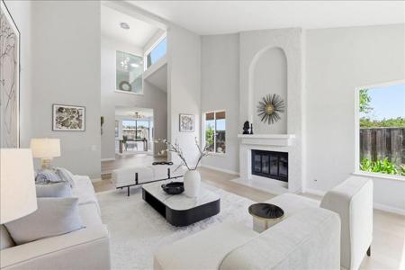 12 Riviera Circle