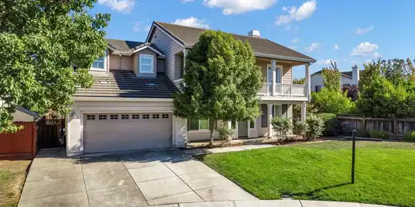 1436 Charisma Way