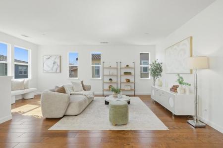 948 Fontana Terrace