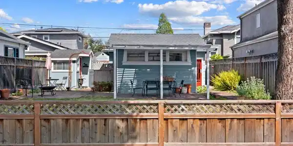 620 Sunset Drive