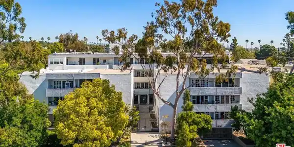 901 10th Street