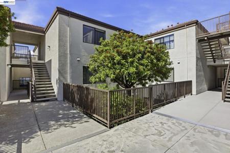 21103 Gary Dr