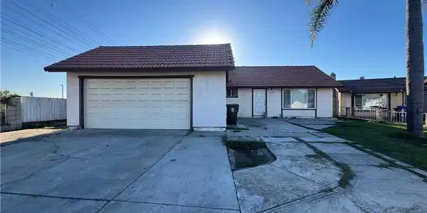1296 Finch Place