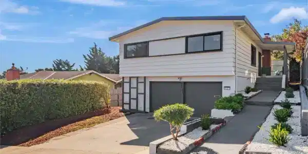 2731 Maywood Dr.