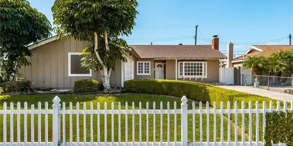 17391 Waal Circle
