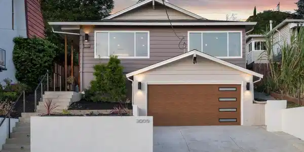 3009 BROADMOOR VIEW