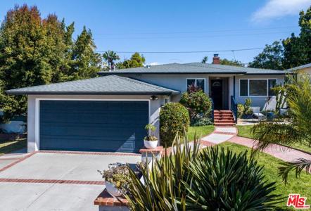 7335 W 87th Place