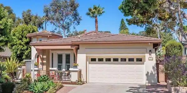 1034 Alexandra Lane