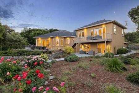 140 Ridgeway Road