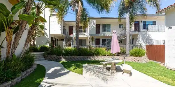 3783 Wilson Ave.