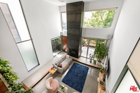 417 Venice Way